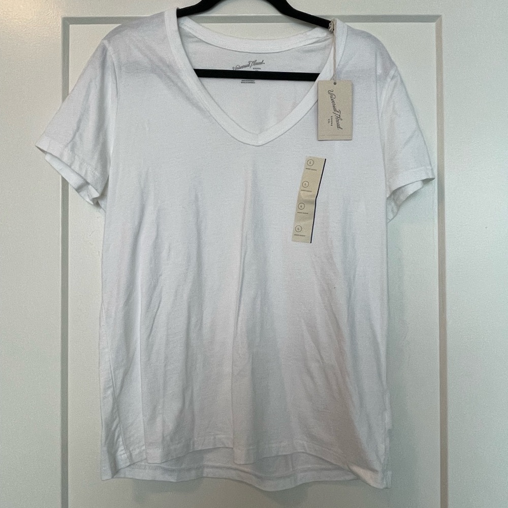 Universal Thread Womensâ Short Sleeve V-Neck T-Shirt White Size L NWT